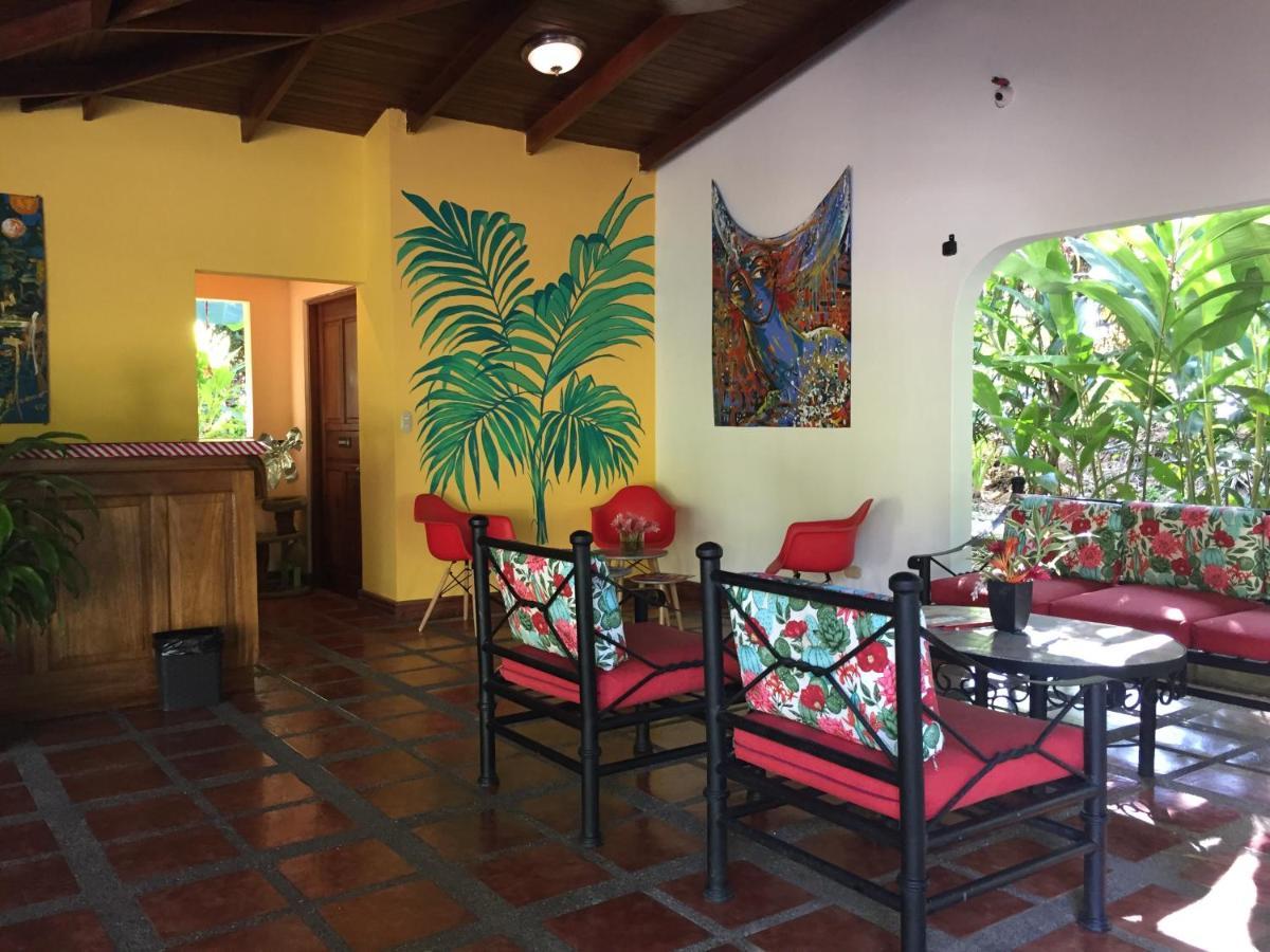 Jaco Hotel Docelunas Buitenkant foto