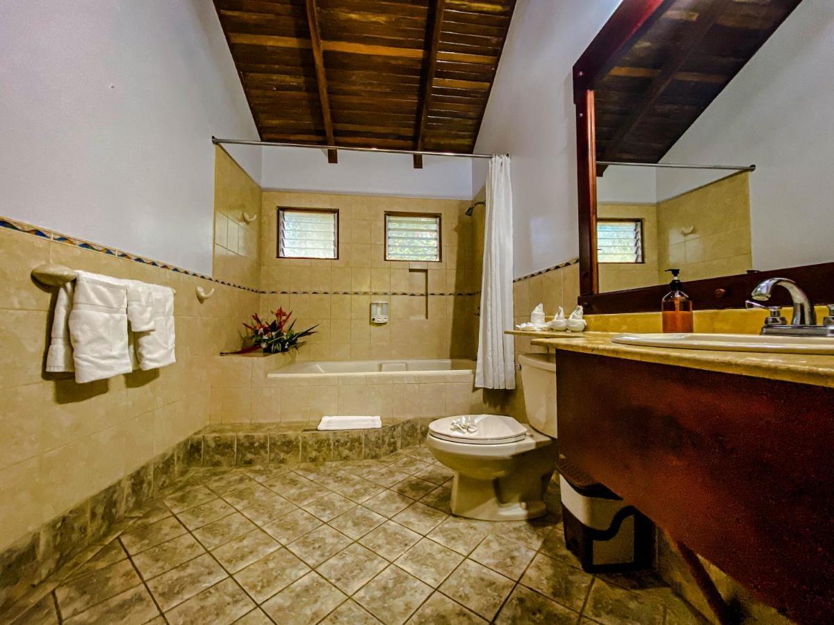 Jaco Hotel Docelunas Buitenkant foto